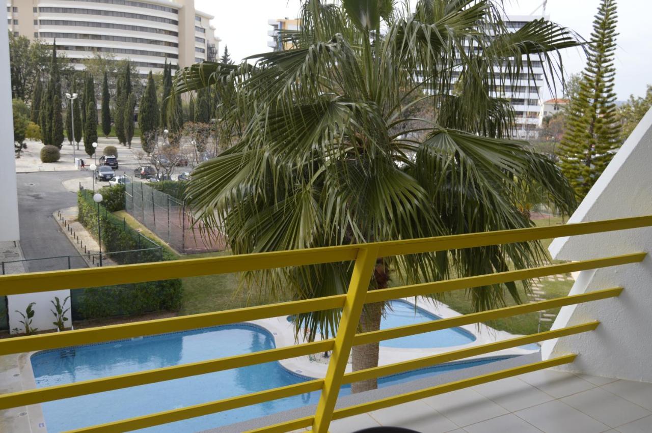 Apartamento Proximo Da Marina Vilamoura C/Piscina E Estacionamento المظهر الخارجي الصورة
